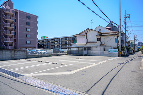 駐車場・駐輪場